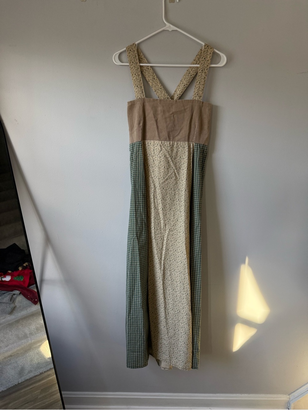 VTG KIND KLOTHING Boho Hippie Patchwork Maxi Dress Floral Straps Beige Green S M